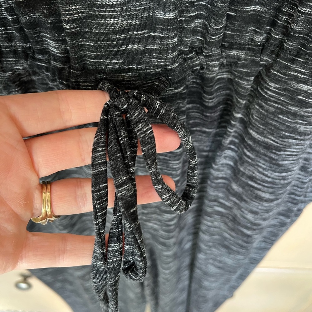 Keyhole Jumpsuit - Picture 4 of 4